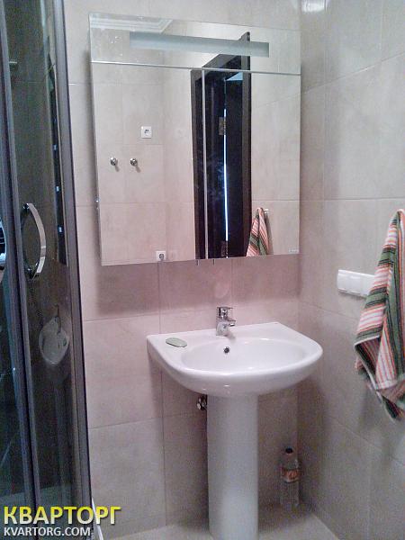 Rent out 1-room apartment. Киев, Симоненка — photo 8