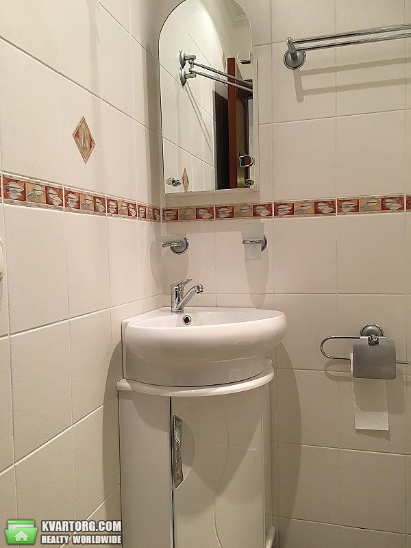 Sell 3-room apartment. Киев,  Урловская — photo 7