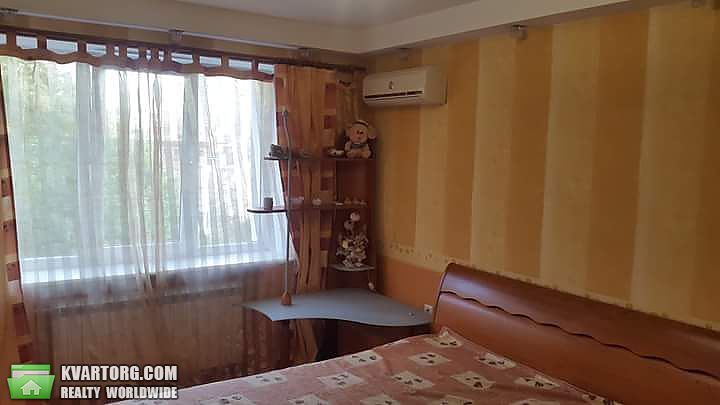 Rent out 2-room apartment. Киев,  Владимирская — photo 2