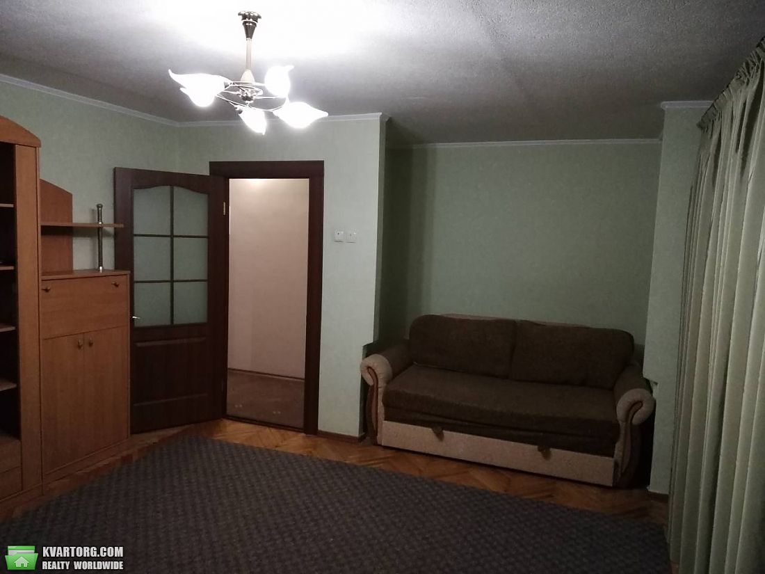 Rent out 1-room apartment. Киев,  Борщаговская — photo 2
