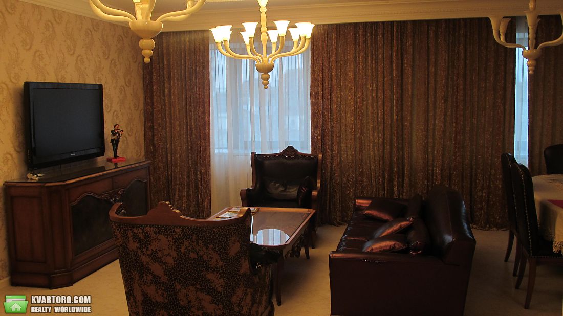 Rent out 3-room apartment. Днепропетровск, Бульвар Славы — photo 3