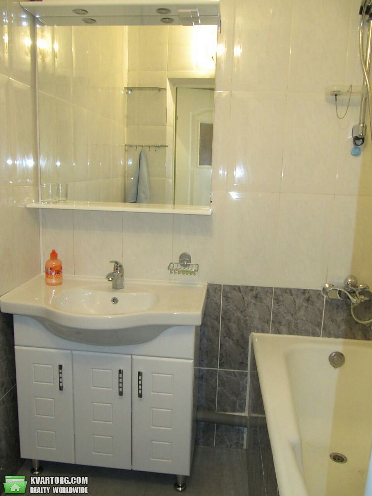 Rent out 2-room apartment. Одесса, Ботанический  Переулок — photo 2