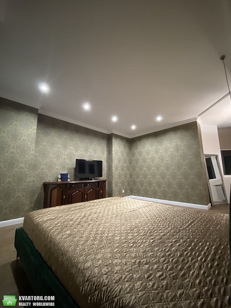 Sell 2-room apartment. Киев, Харьковское шоссе — photo 1