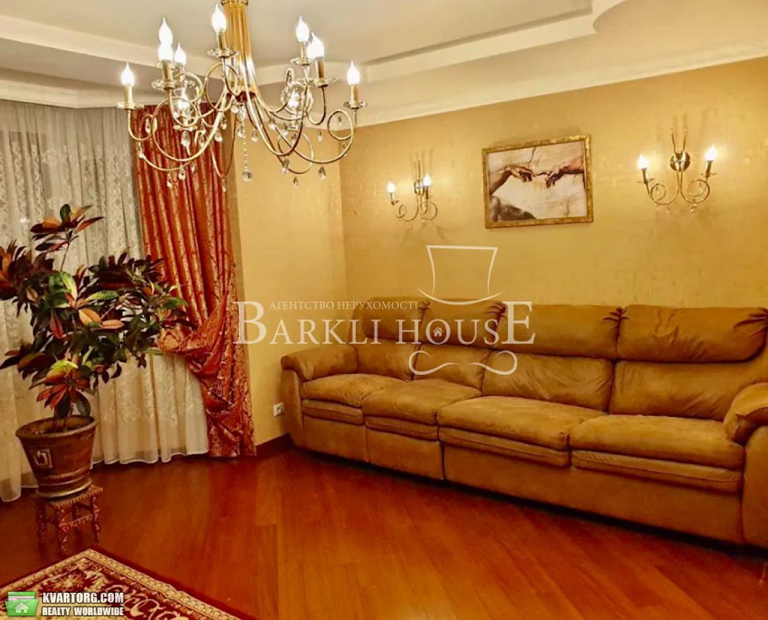 Rent out 3-room apartment. Киев,  Осенняя — photo 1