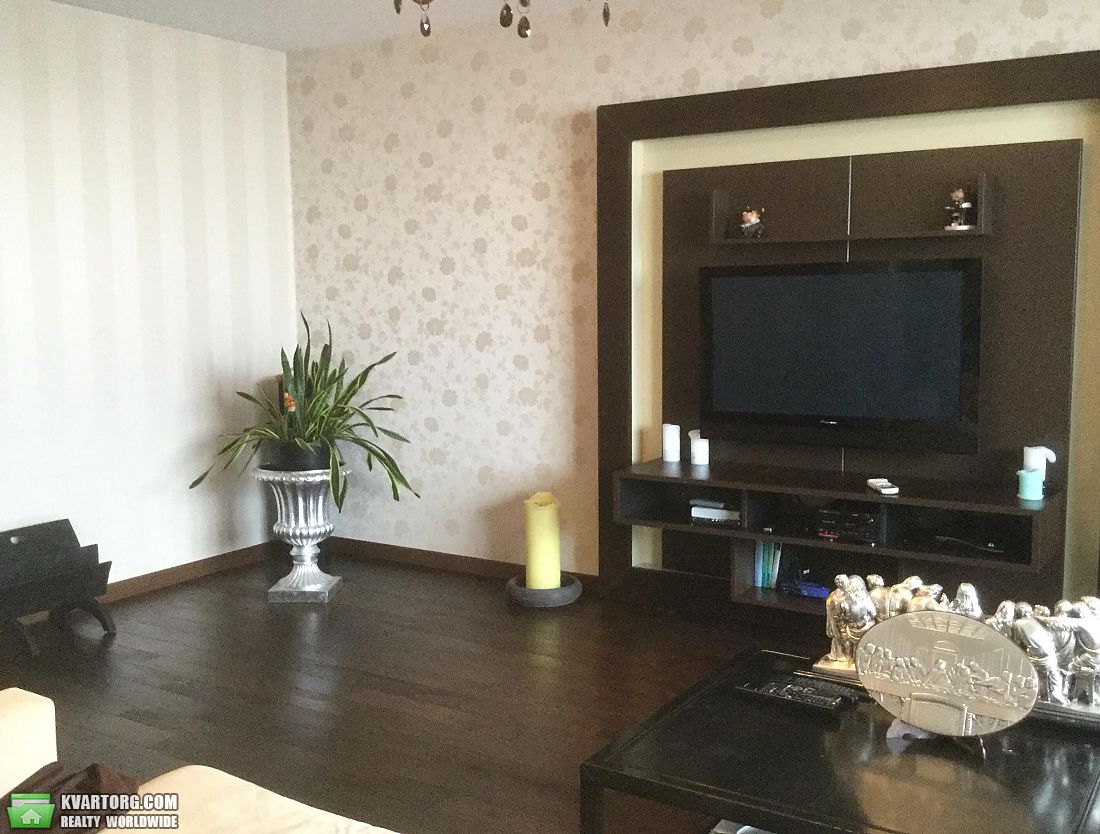 Sell 2-room apartment. Киев,  Срибнокильская — photo 2