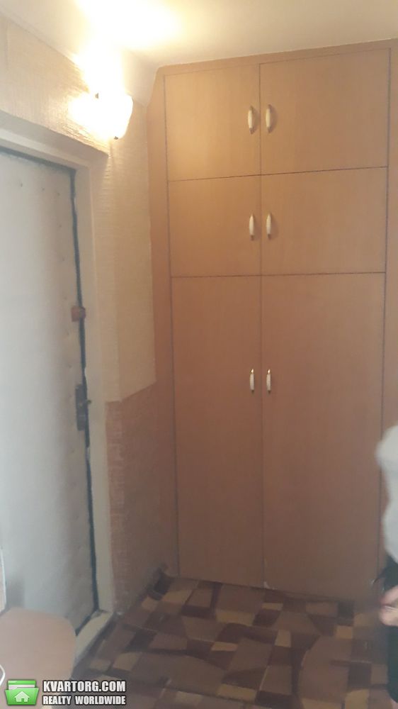 Rent out 1-room apartment. Киев,  Гната Юры — photo 9