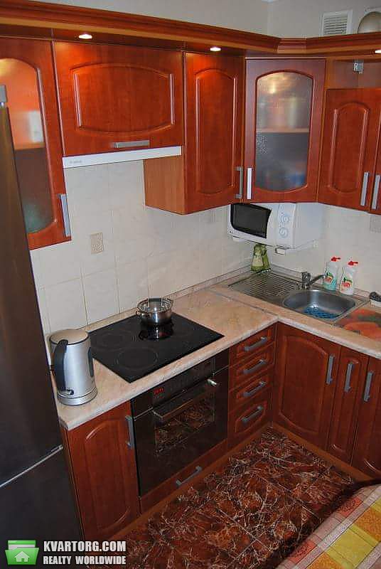 Rent out 2-room apartment. Киев,  Якира — photo 5