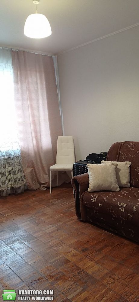 Rent out 2-room apartment. Киев,  Челябинская — photo 8