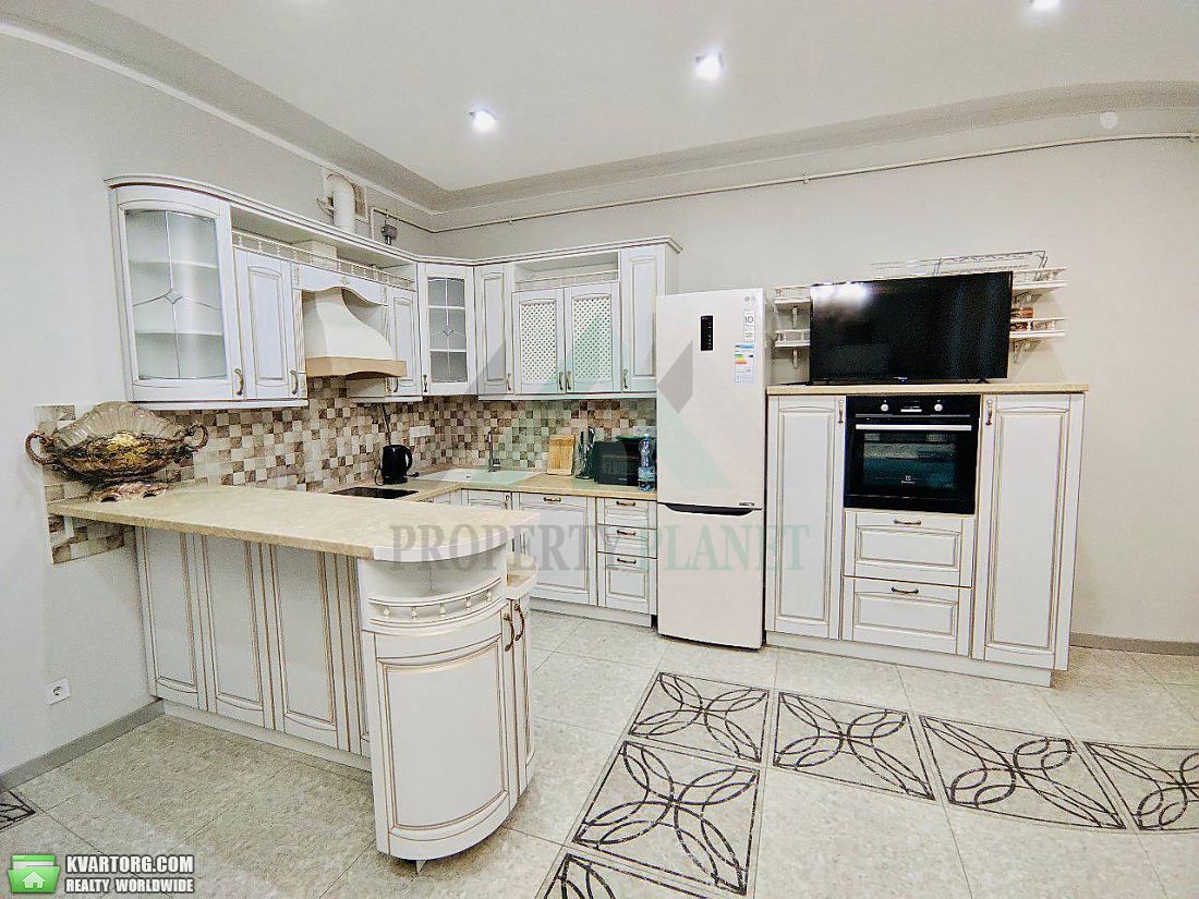 Rent out house. Киев, ул. Жамбила жабаева — photo 1
