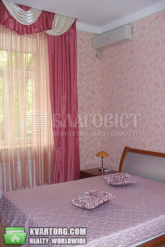 Rent out 2-room apartment. Киев,  Богдана Хмельницкого — photo 4