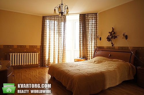 Sell 4-room apartment. Киев,  Руданского — photo 4