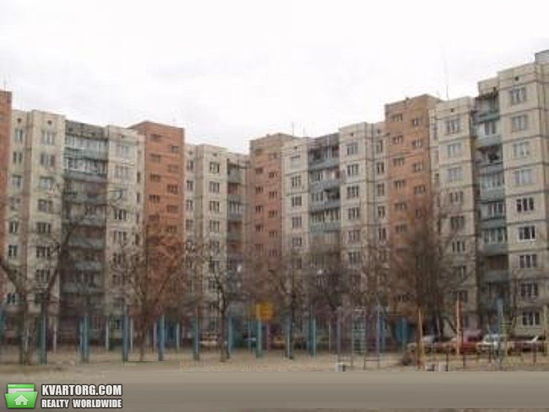 Sell 3-room apartment. Киев,  Героев Днепра — photo 1