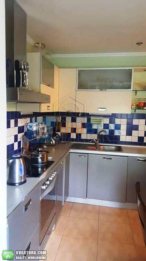 Sell 3-room apartment. Киев,  Дегтяревская — photo 3
