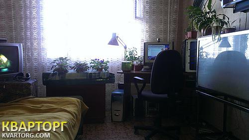 Sell 3-room apartment. Киев, ул.Каштановая — photo 1