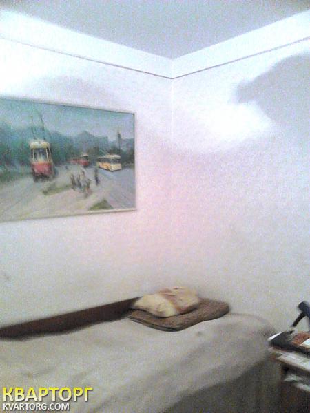 Sell 2-room apartment. Киев, Автозаводская — photo 3