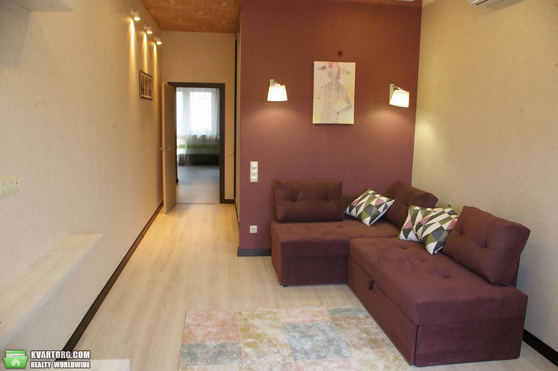 Rent out 3-room apartment. Киев,  Златоустовская — photo 9