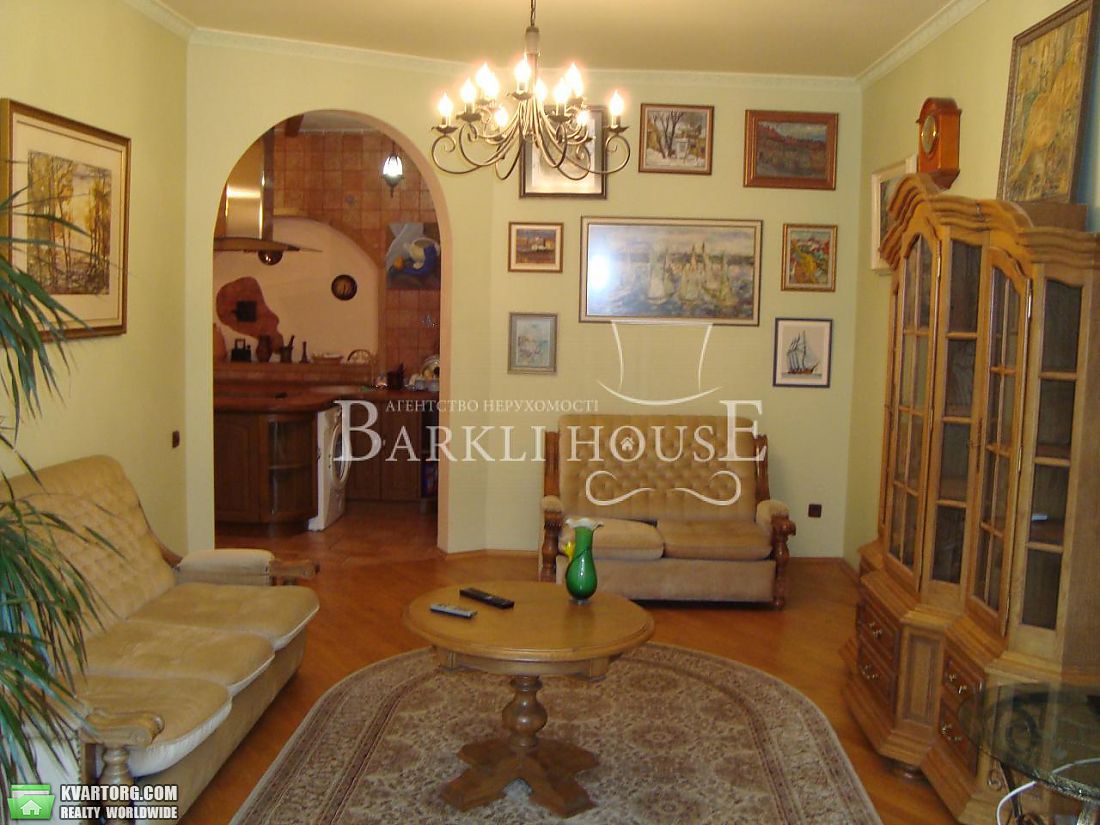 Rent out 2-room apartment. Киев,  Волошская — photo 2