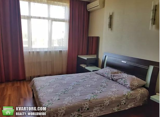 Rent out 3-room apartment. Киев,  Антоновича — photo 9