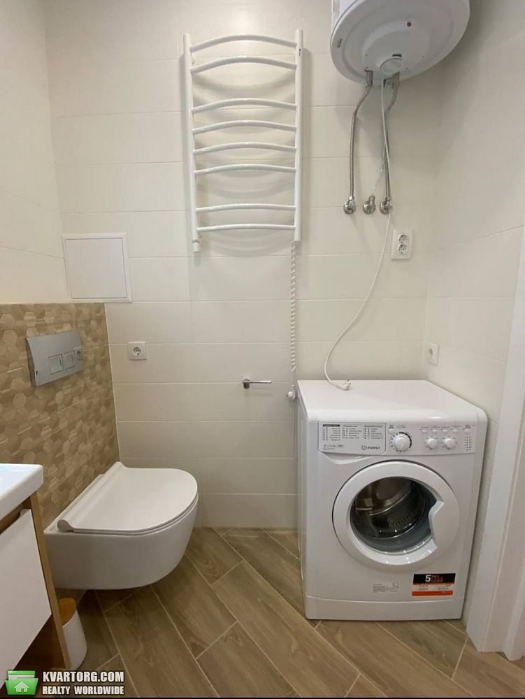 Rent out 1-room apartment. Киев,  Университетская — photo 2