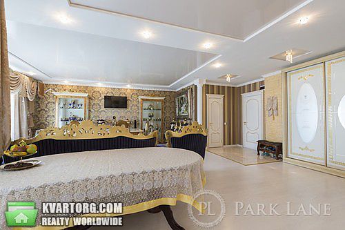 Sell 4-room apartment. Киев,  Днепровская наб — photo 2
