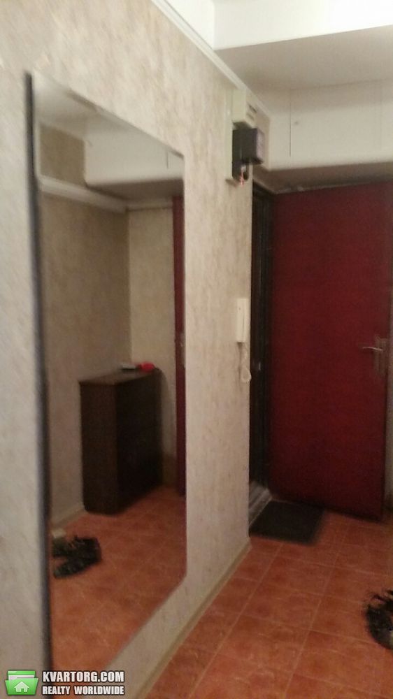 Rent out 2-room apartment. Киев,  Стальского — photo 1