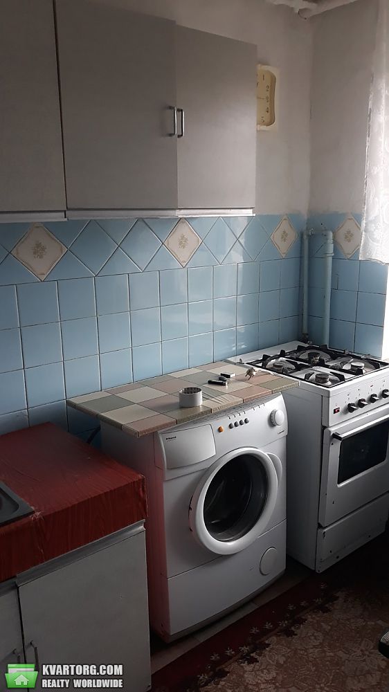 Rent out 1-room apartment. Киев, Строителей — photo 1