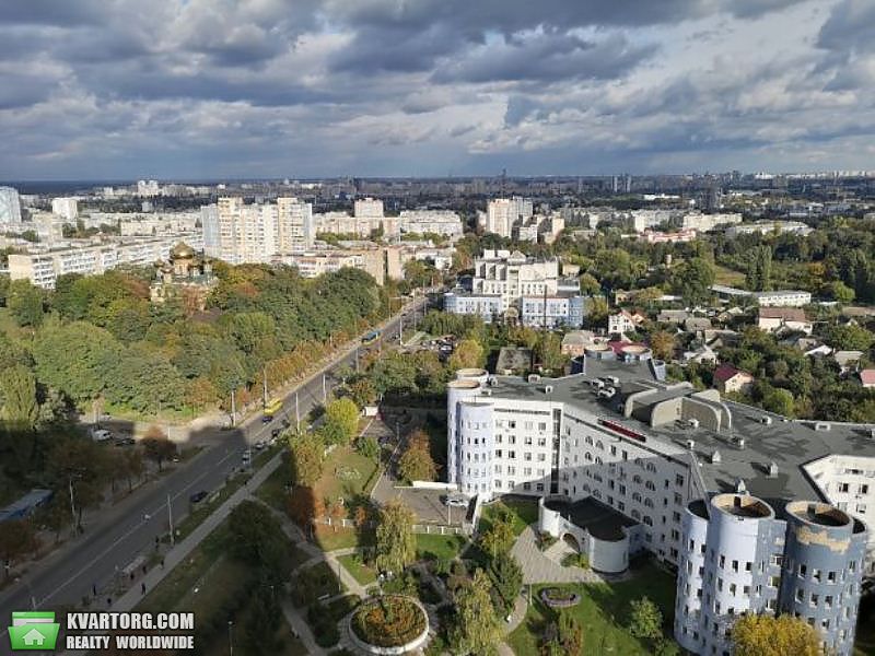 Sell 2-room apartment. Киев,  Новомостицкая — photo 1