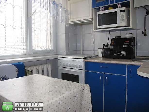 Sell 3-room apartment. Киев,  Метростроевская — photo 7