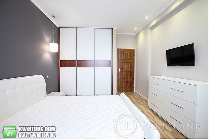 Sell 2-room apartment. Киев,  Днепровская наб — photo 2