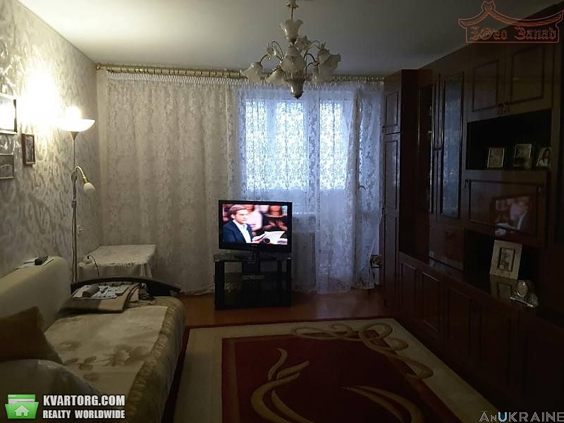 Sell 2-room apartment. Киев, пр. маршала Жукова — photo 2