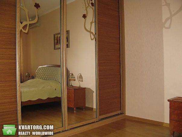 Rent out 3-room apartment. Киев,  Героев Сталинграда пр — photo 2