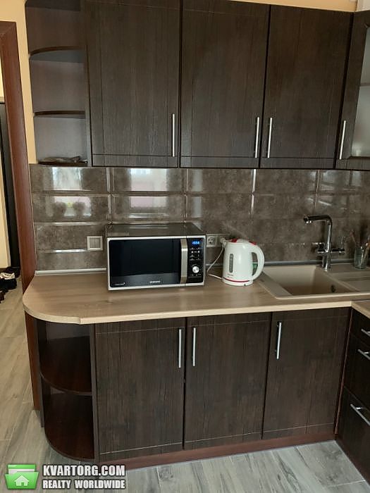 Rent out 1-room apartment. Киев, Аболмасова — photo 8