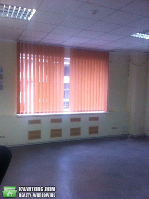 Rent out office. Киев, Дегтяревская — photo 1