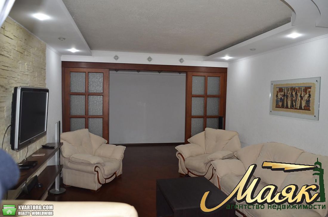 Sell 4-room apartment. Киев, Святошинская площадь — photo 5
