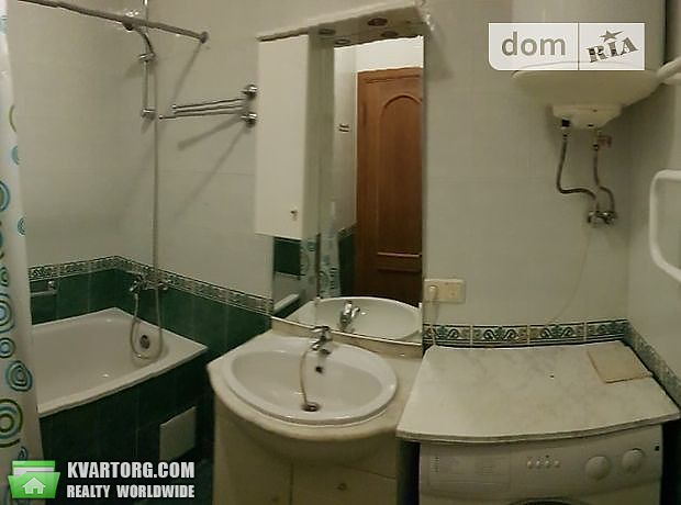 Rent out 2-room apartment. Киев,  Спасская — photo 5