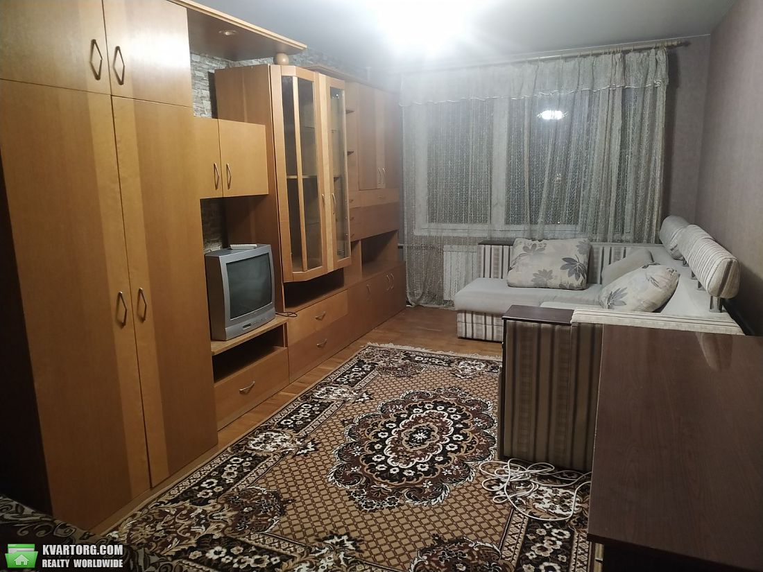 Rent out 1-room apartment. Киев,  Тимошенко — photo 1