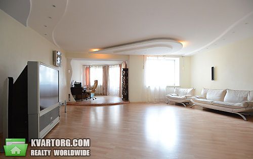 Rent out 3-room apartment. Киев, Героев Сталинграда пр — photo 3