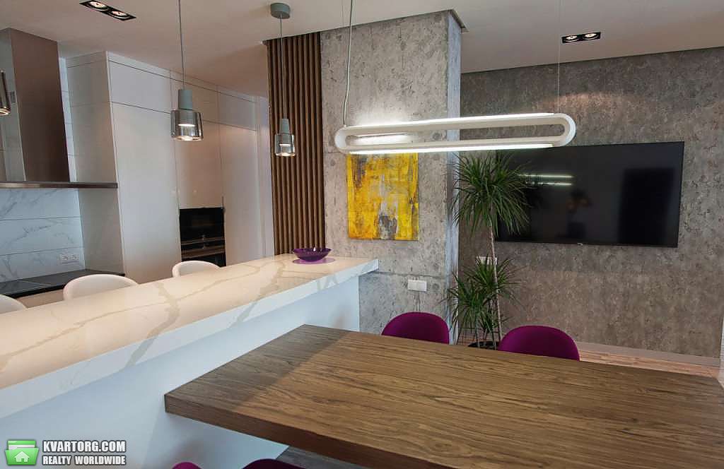 Sell 4-room apartment. Киев,  Драгомирова — photo 4
