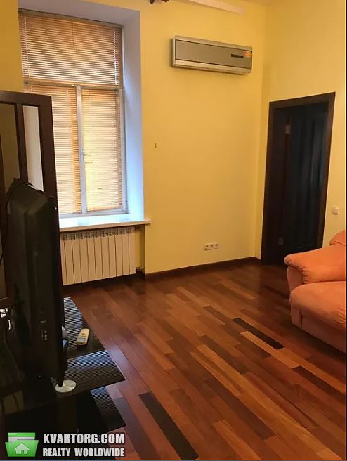 Rent out 2-room apartment. Киев,  Большая Васильковская — photo 4