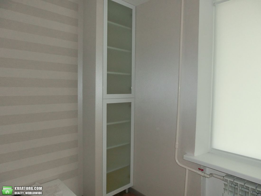 Rent out 1-room apartment. Киев, Никольский пер. — photo 7