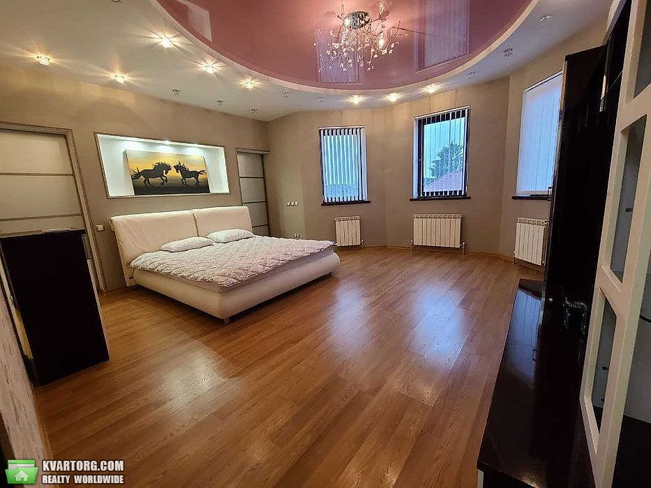 Rent out house. Киев, Садовая — photo 4