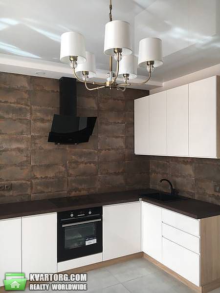 Rent out 2-room apartment. Киев,  Герцена — photo 2