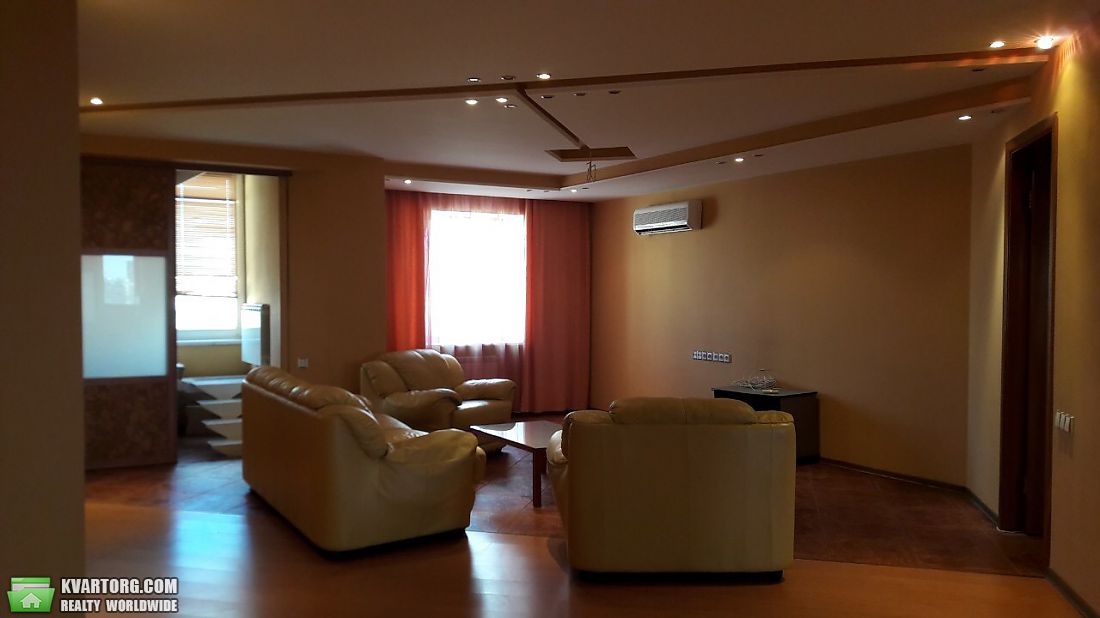 Rent out office. Киев,  Бажана — photo 1