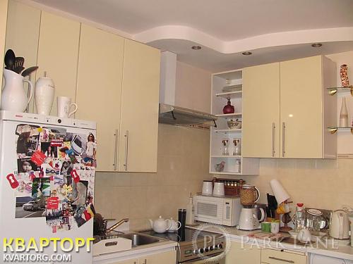 Sell 2-room apartment. Киев,  Эрнста — photo 1