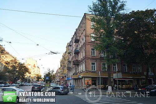 Sell 2-room apartment. Киев, Богдана Хмельницкого — photo 4