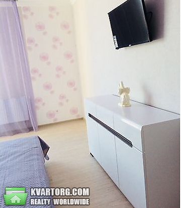 Rent out 2-room apartment. Киев,  Конева — photo 8