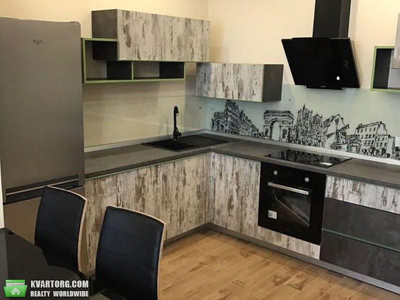 Rent out 2-room apartment. Киев,  Саксаганского — photo 3