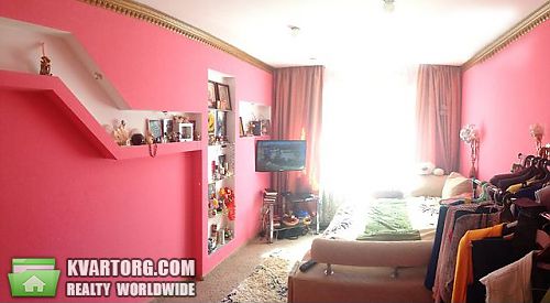 Sell 2-room apartment. Киев, Салютная — photo 1