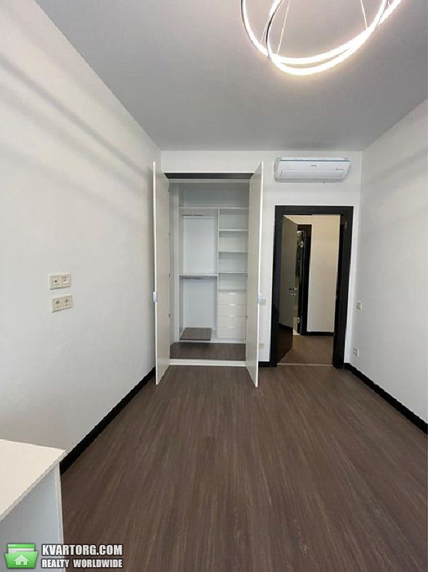 Sell 4-room apartment. Киев, Бусловская — photo 9