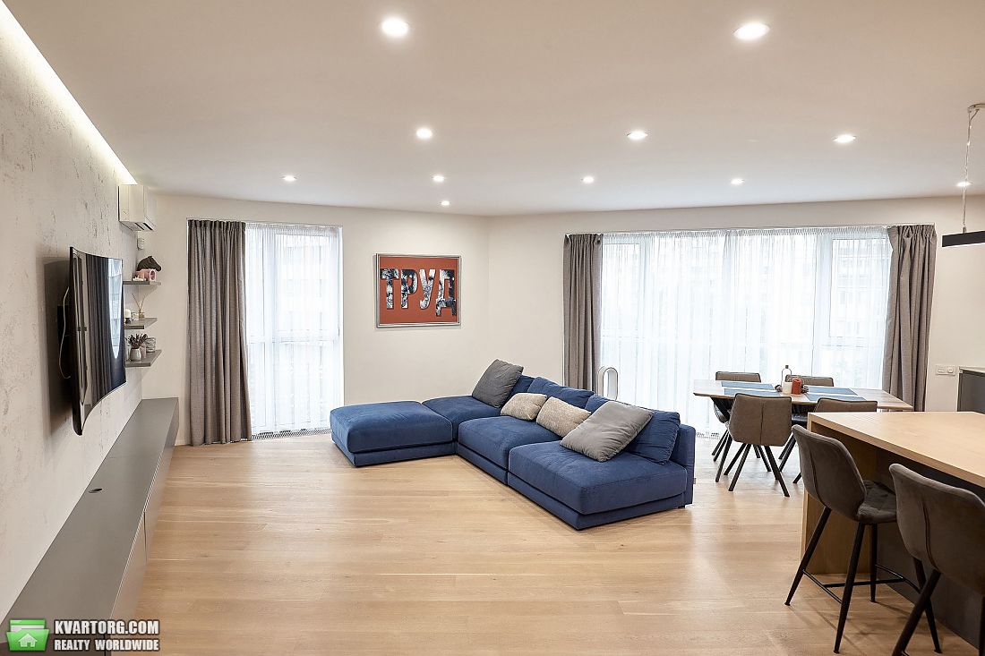 Sell 3-room apartment. Киев,  Липковского — photo 1